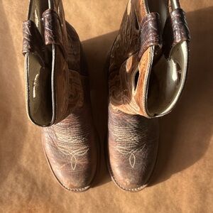 Brahma Distressed Brown Heeled Boots